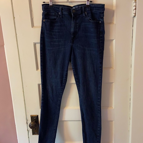 Size 32 Gap High Waisted Jeans - Picture 1 of 2